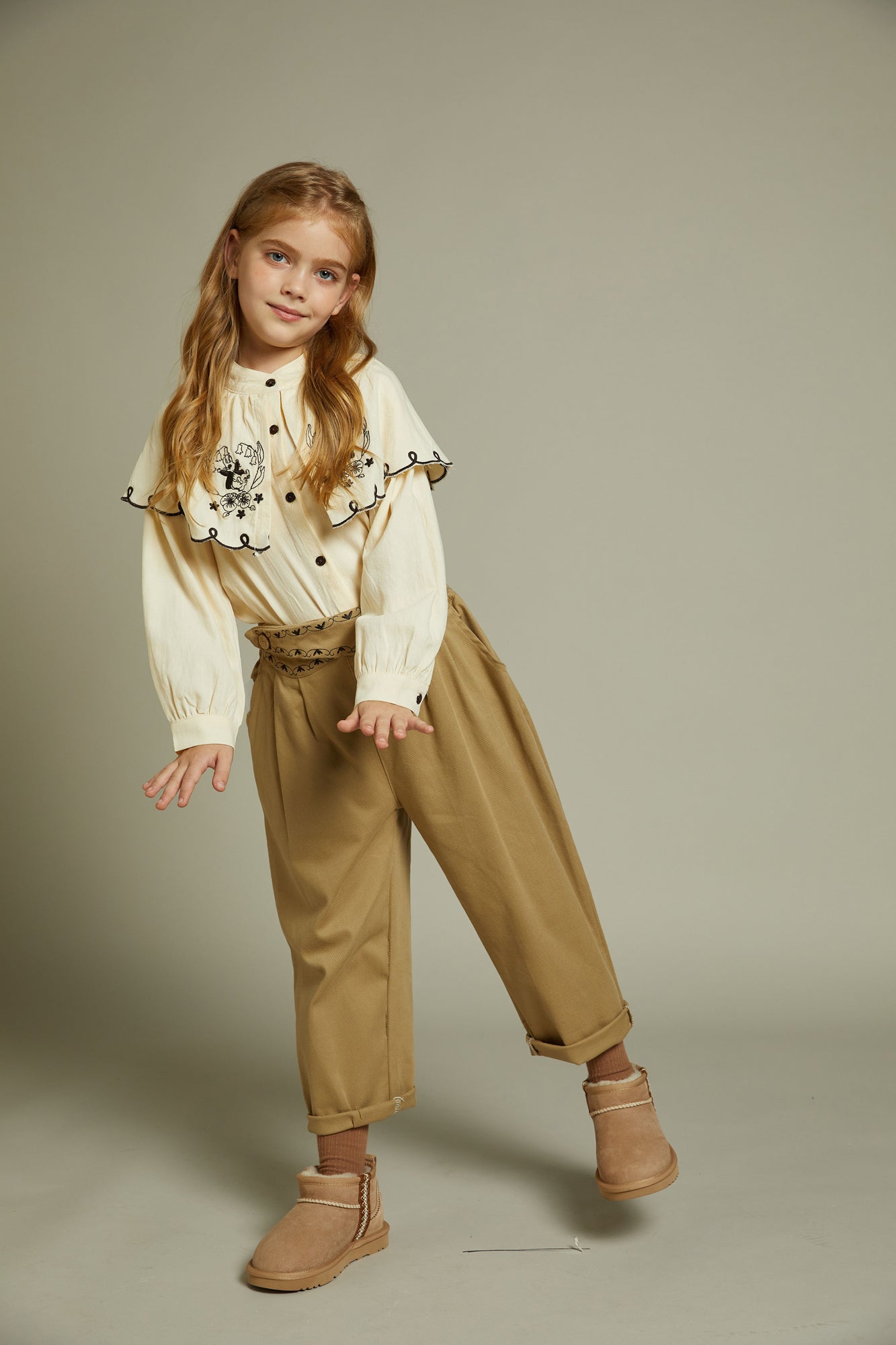 Ugg OZWEAR Kids Sydney Platform Ultra Mini Boots