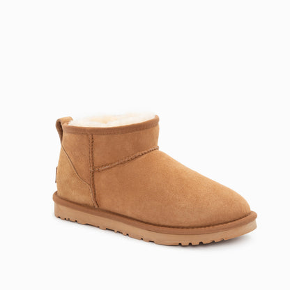 Ugg OZWEAR Classic Ultra Mini Boot (Water Resistant)