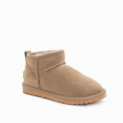Ugg OZWEAR Classic Ultra Mini Boot (Water Resistant)