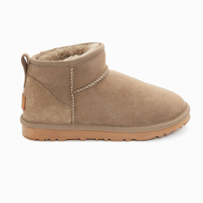Ugg OZWEAR Classic Ultra Mini Boot (Water Resistant)