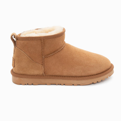 Ugg OZWEAR Classic Ultra Mini Boot (Water Resistant)