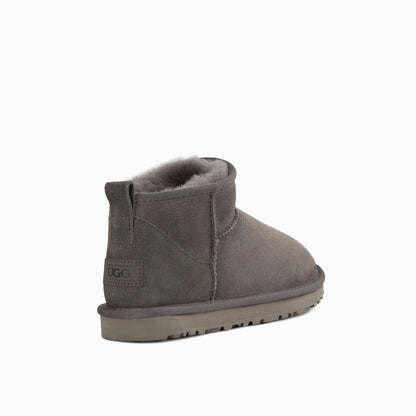 Ugg OZWEAR Classic Ultra Mini Boot (Water Resistant)