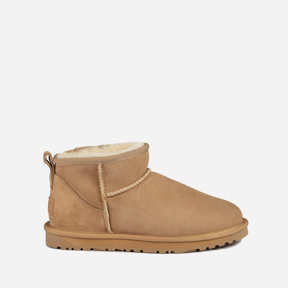 Ugg OZWEAR Classic Ultra Mini Boot (Water Resistant)