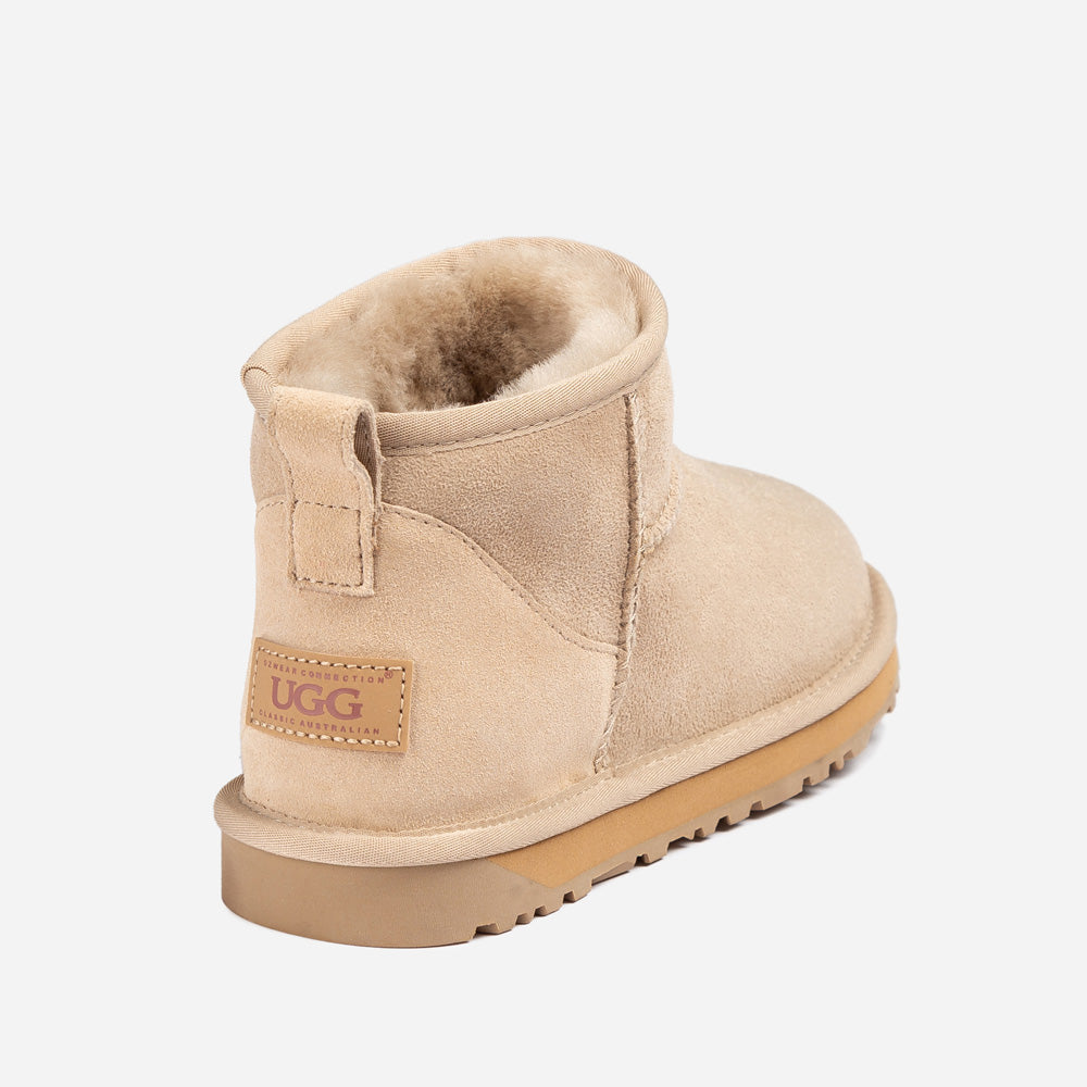 Ugg OZWEAR Classic Ultra Mini Boot (Water Resistant)