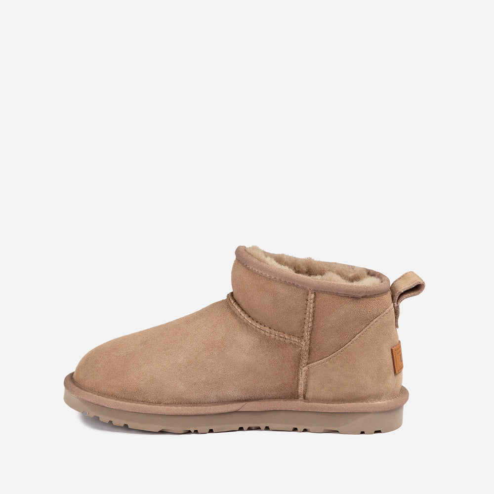 Ugg OZWEAR Classic Ultra Mini Boot (Water Resistant)