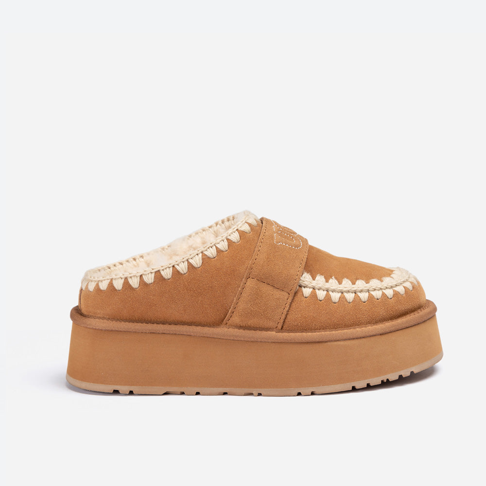Ugg OZWEAR Eskimo Platform Slide